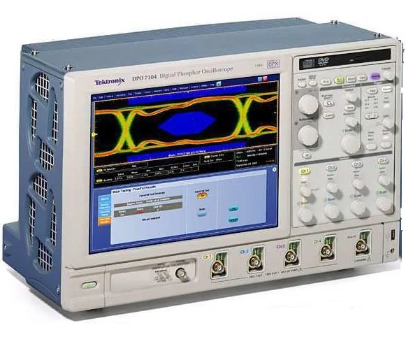 Tektronix DPO7104 is a featured product}