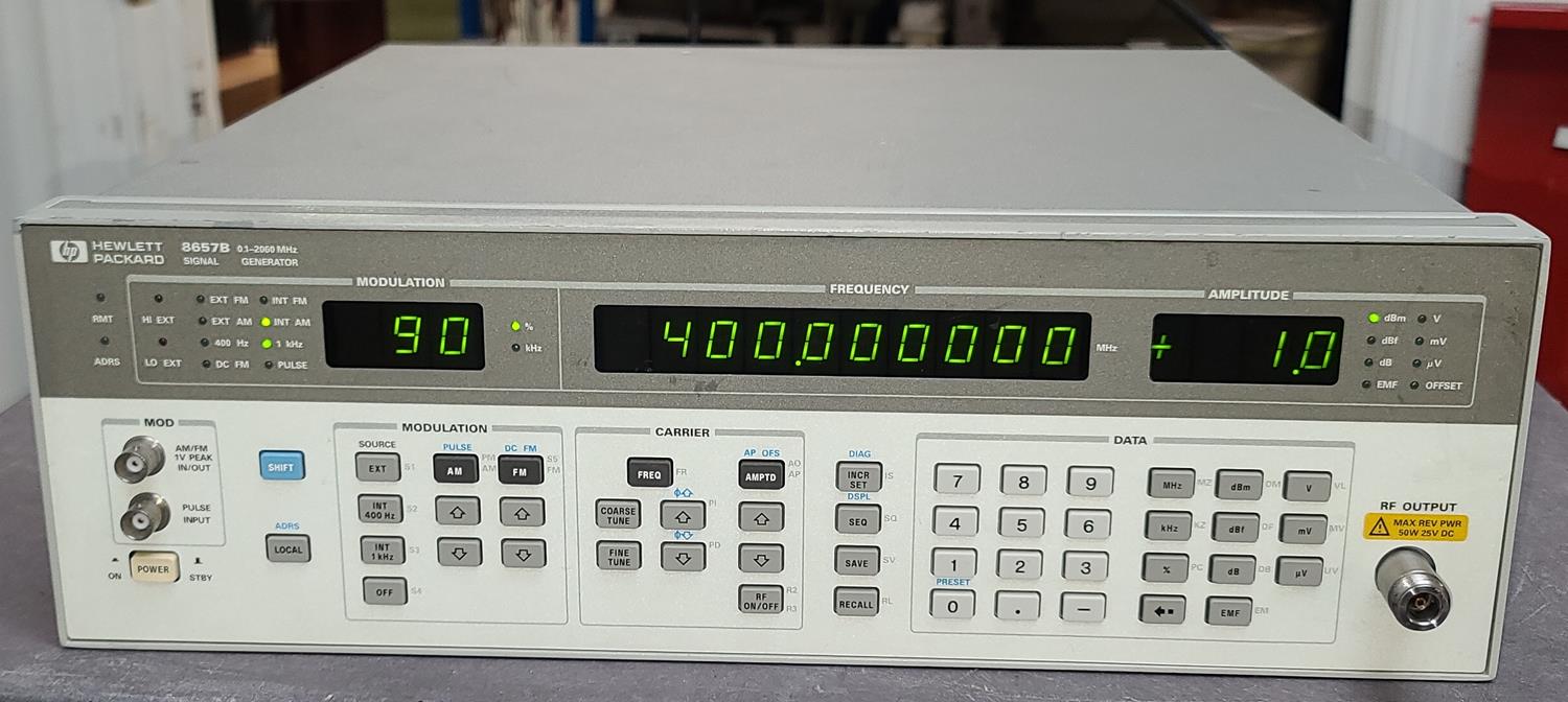 HP / Agilent 8657B just arrived