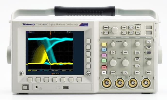 Tektronix Tektronix DPO7104 Digital Phosphore Oscilloscope 4 Channels 1 GHz 
